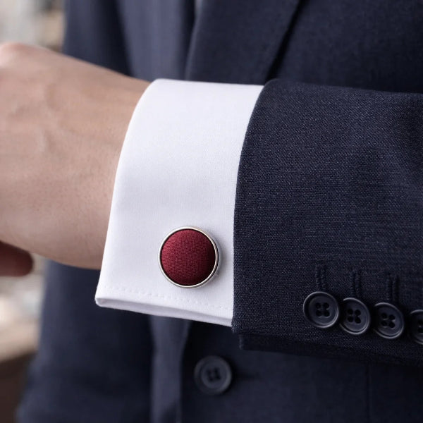 Boutons de Manchette Rouge Foncé Close Up