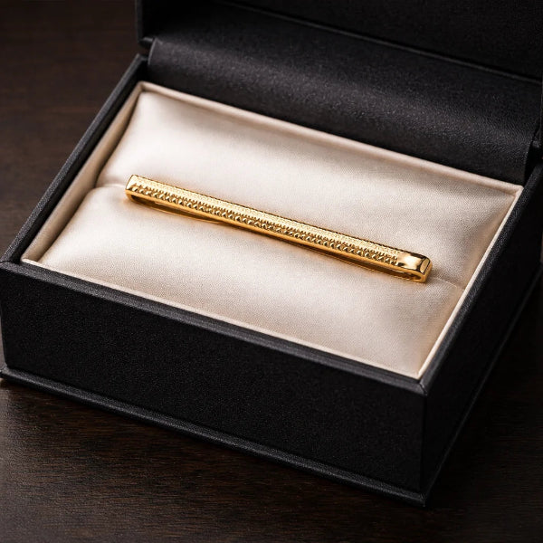 Pince Cravate Fine Relief Doré Gift