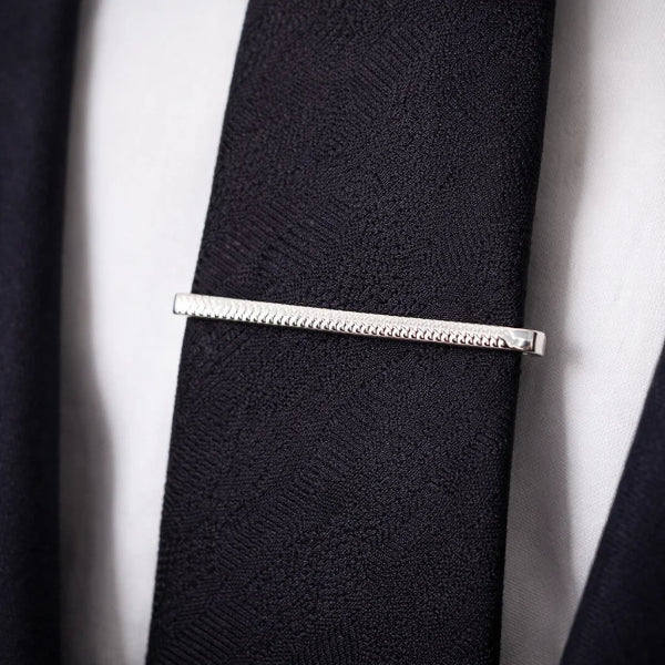 Pince à Cravate Fine Relief Argent Porter